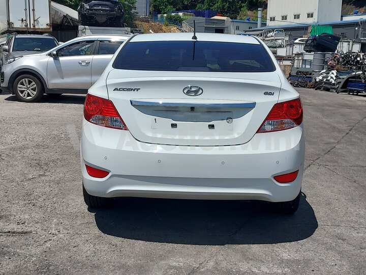 Hyundai Accent(New) 2015 — 4