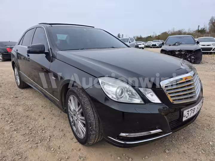 Mercedes Benz E300 2012 — 3