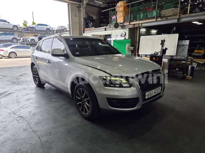 Audi Q5 2010 — 5