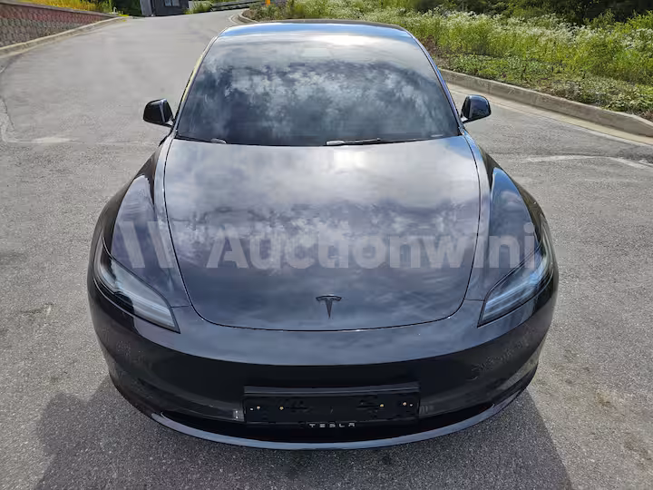 Tesla MODEL 3 2026 — 2