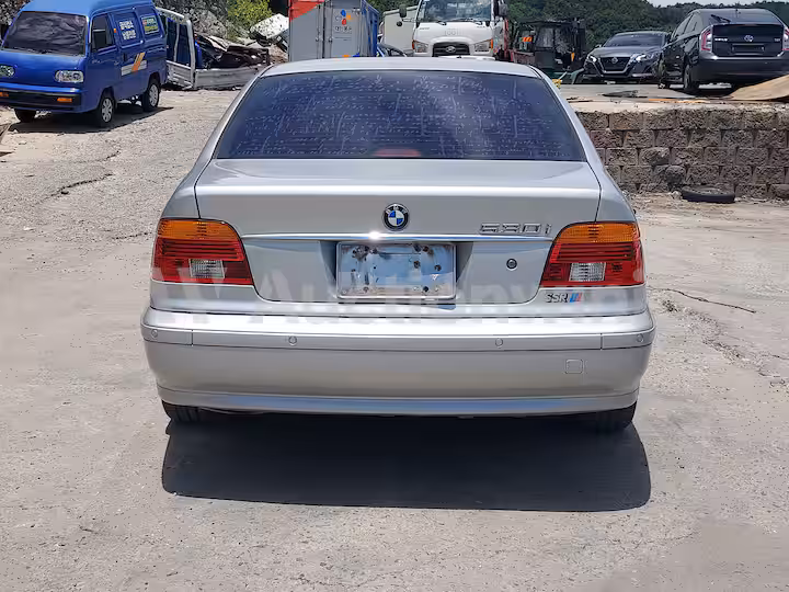 BMW 5 Series 2002 — 4