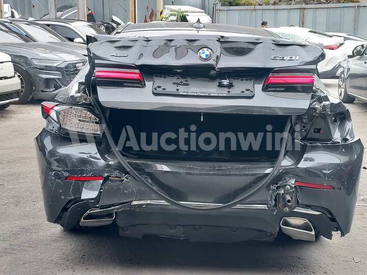 BMW 5 Series G30 2023 — 5
