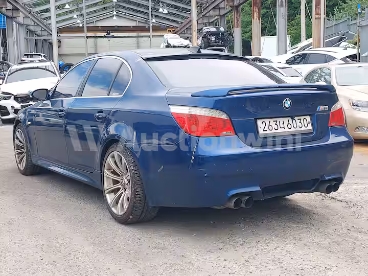 BMW 5 Series 2004 — 3