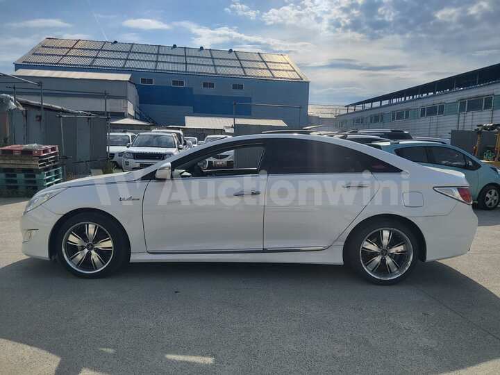 Hyundai Sonata Hybrid 2014 — 3