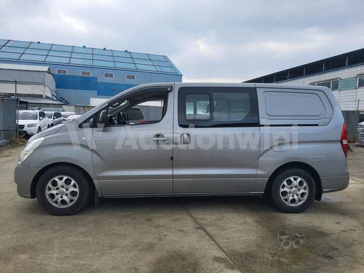 Hyundai Grand Starex 2011 — 2