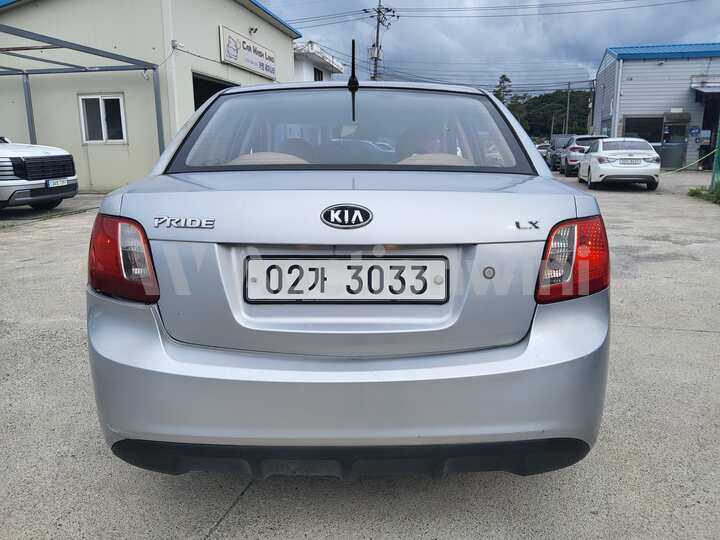 Kia Pride (New) 2010 — 4