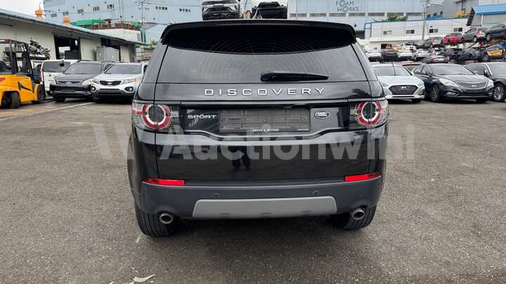 Land Rover Discovery Sport 2017 — 4