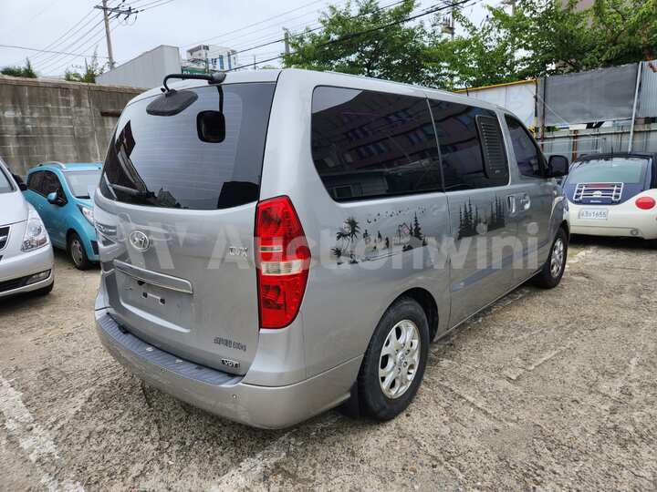 Hyundai Grand Starex 2011 — 5