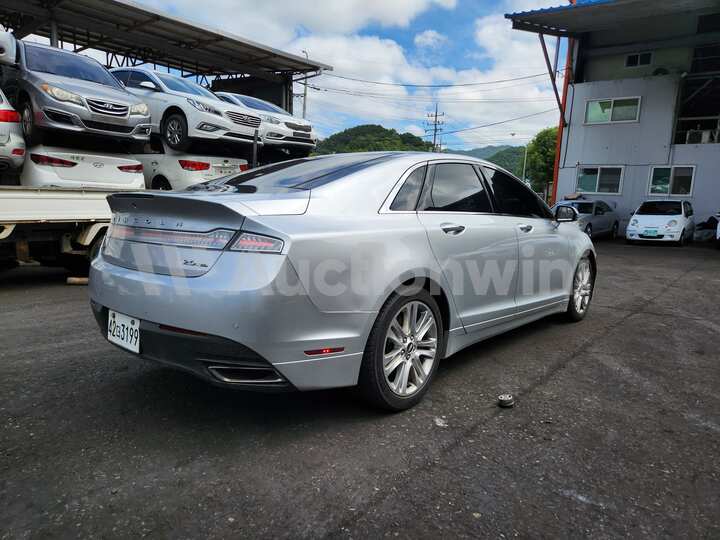 Lincoln MKZ 2015 — 4