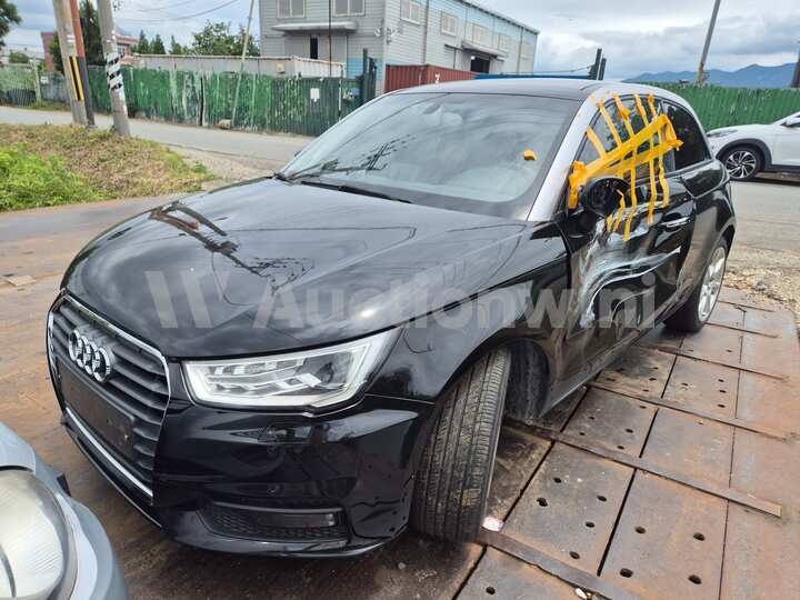 Audi A1 2015 — 2