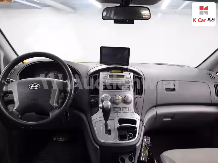 Hyundai Grand Starex 2011 — 3