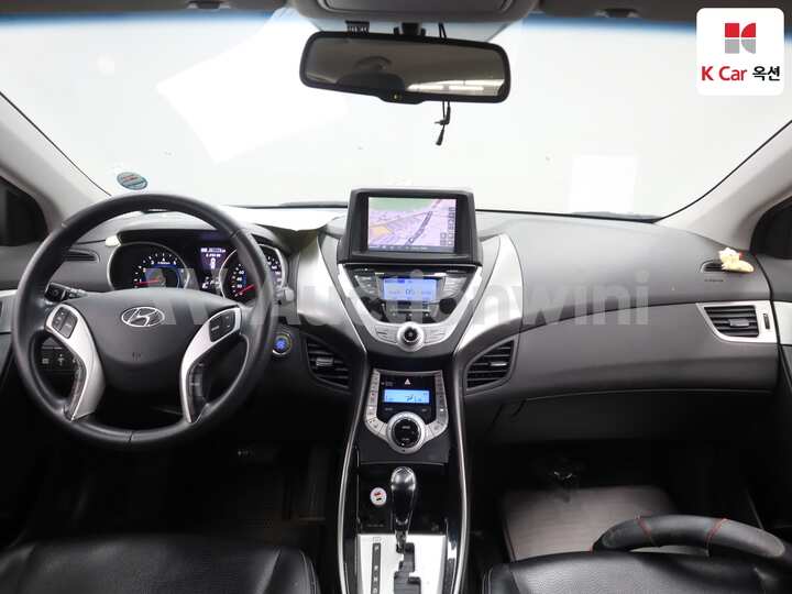Hyundai Avante MD 2011 — 3