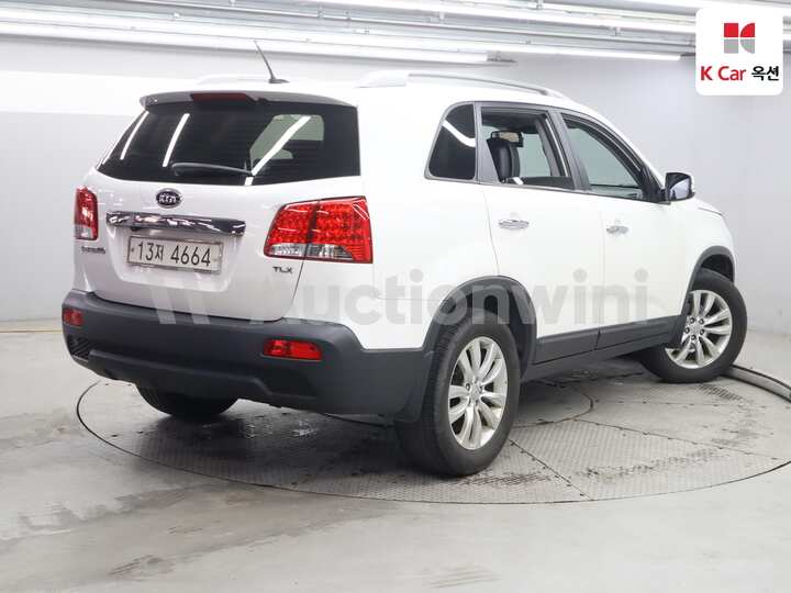 Kia Sorento R 2011 — 2