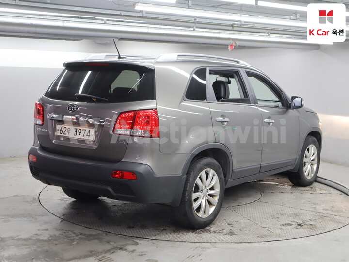 Kia Sorento R 2011 — 2