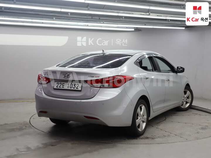 Hyundai Avante MD 2012 — 2