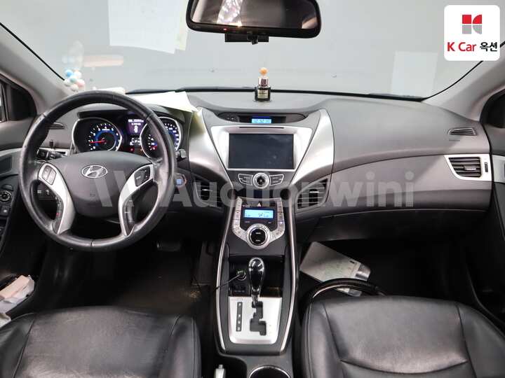 Hyundai Avante MD 2012 — 3