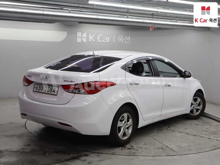 Hyundai Avante MD 2012 — 2