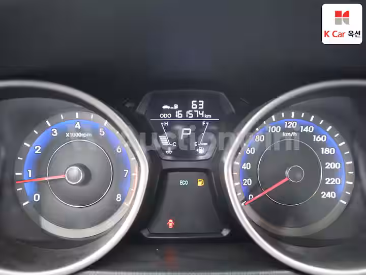 Hyundai Avante MD 2012 — 5