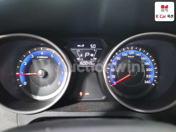 Hyundai The New Avante 2014 — 5