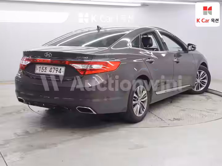 Hyundai Grandeur HG 2015 — 2