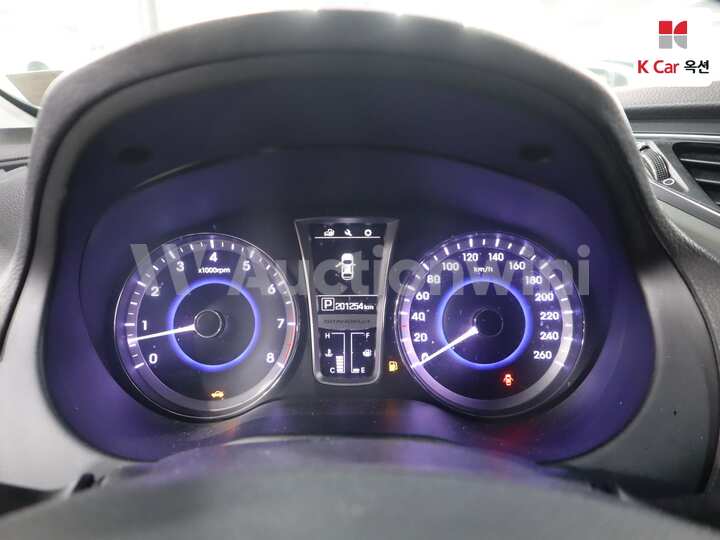 Hyundai Grandeur HG 2015 — 5