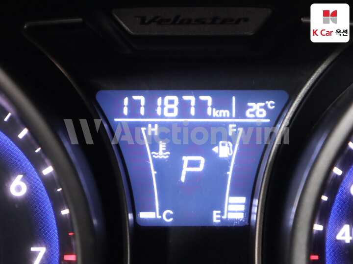 Hyundai The New Veloster 2015 — 4