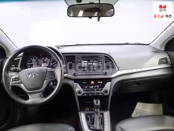 Hyundai Avante AD 2016 — 3