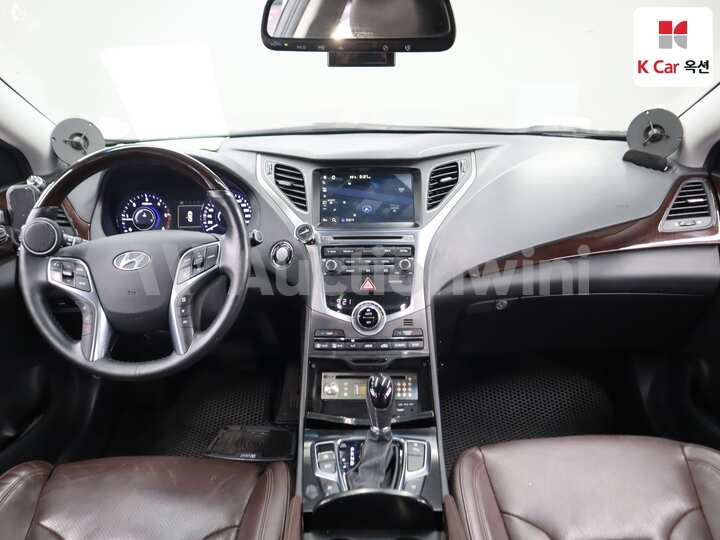 Hyundai Grandeur HG 2016 — 3