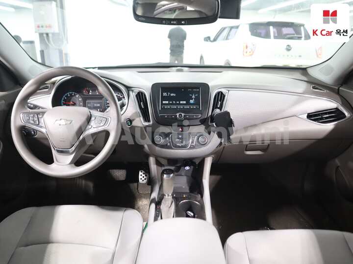 Chevrolet All New Malibu 2017 — 3
