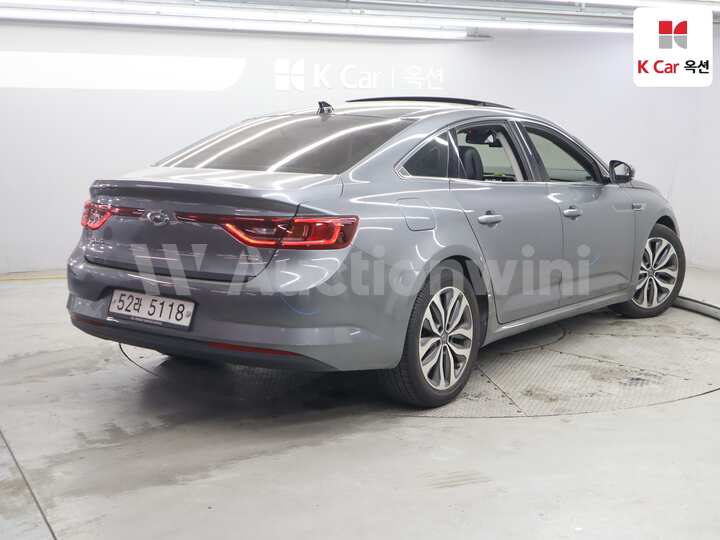 Renault SM6 2017 — 2