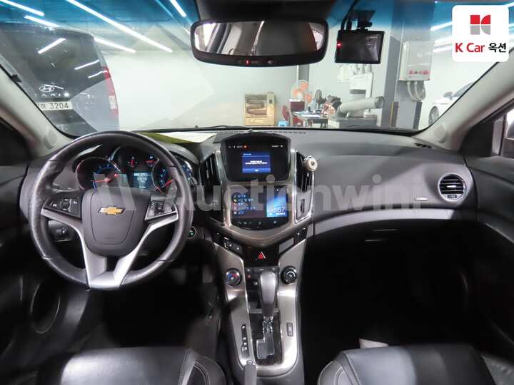 Chevrolet Amazing New Cruze 5 2015 — 3