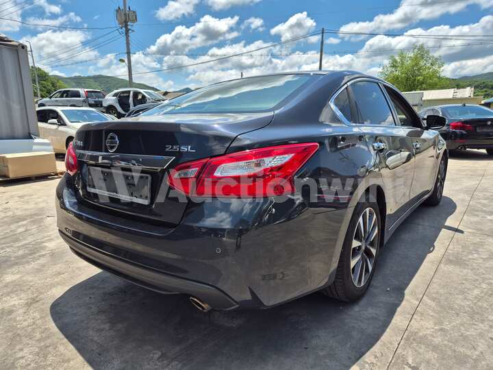 Nissan Altima 2017 — 5