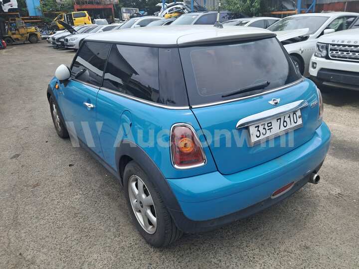 Mini Cooper 2010 — 3