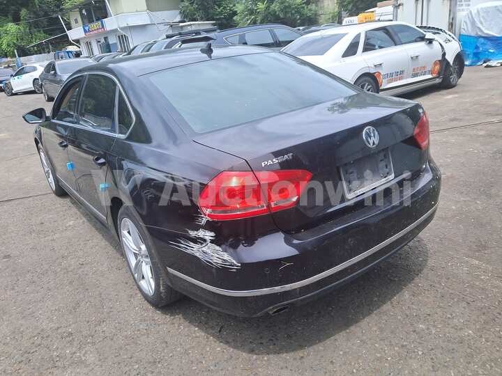 Volkswagen Passat 2013 — 4