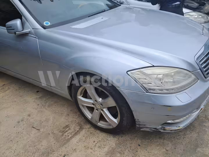 Mercedes Benz S Class 2010 — 3