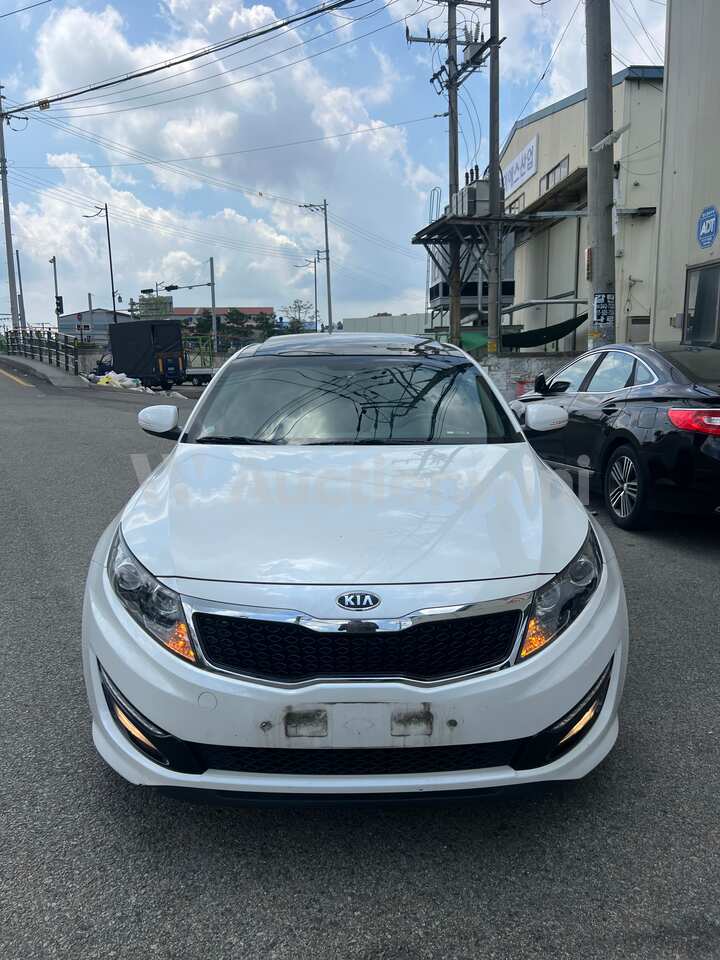 Kia K5 2011 — 5