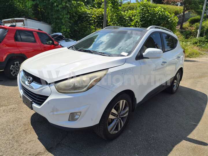 Hyundai Tucson 2015 — 2