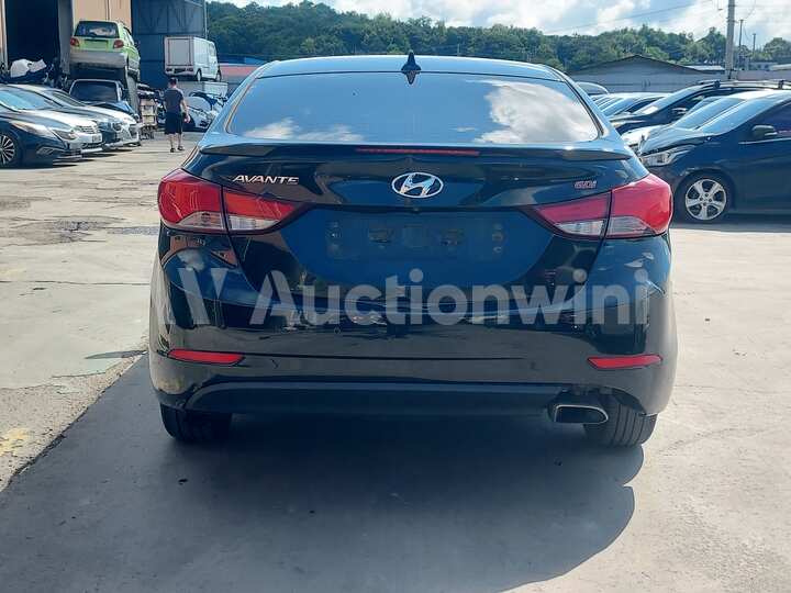 Hyundai The New Avante 2014 — 4