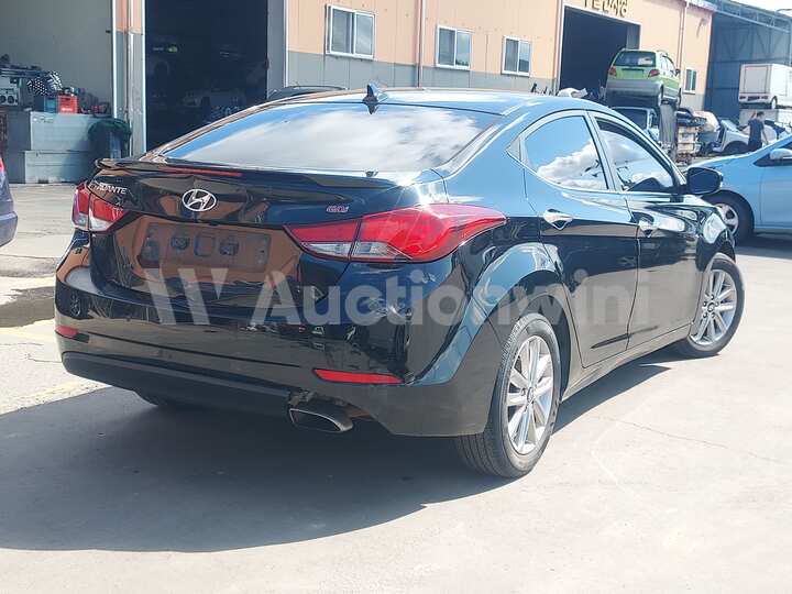 Hyundai The New Avante 2014 — 5
