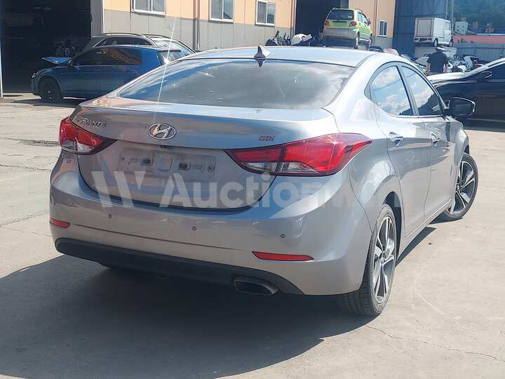 Hyundai The New Avante 2014 — 5