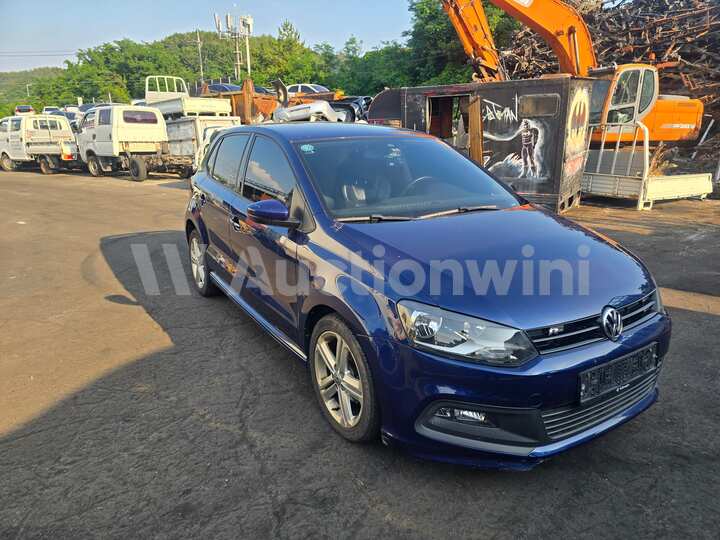 Volkswagen Polo 2014 — 2