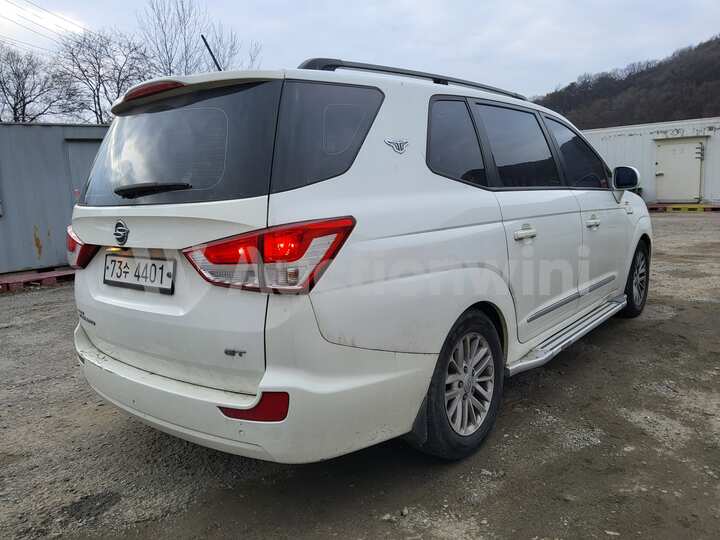 KGM (Ssangyong) Korando Turismo 2014 — 5