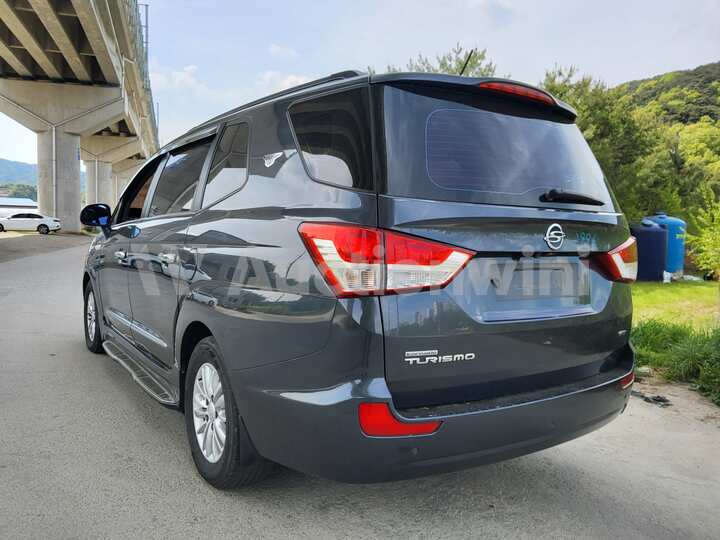 KGM (Ssangyong) Korando Turismo 2014 — 3