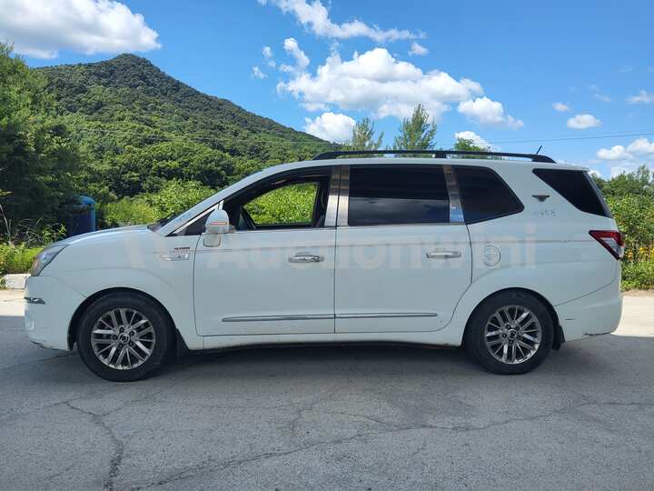 KGM (Ssangyong) Korando Turismo 2014 — 2