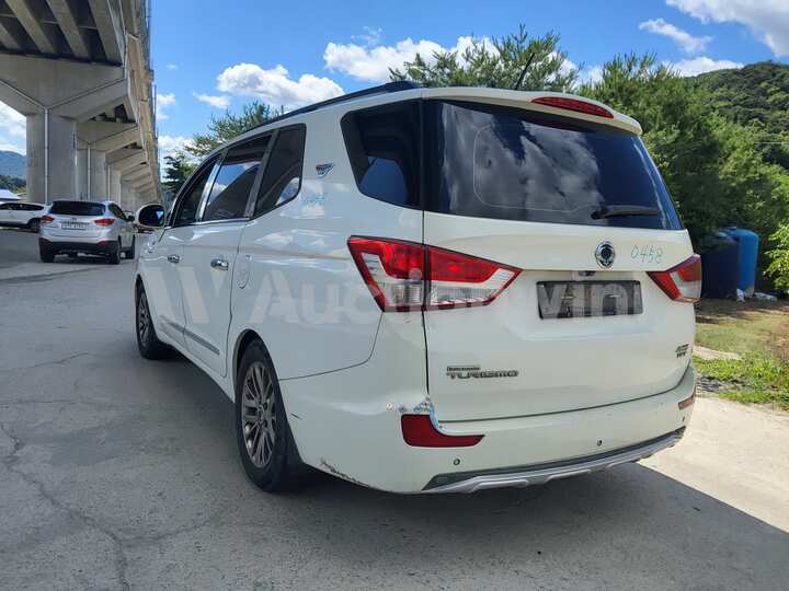 KGM (Ssangyong) Korando Turismo 2014 — 3