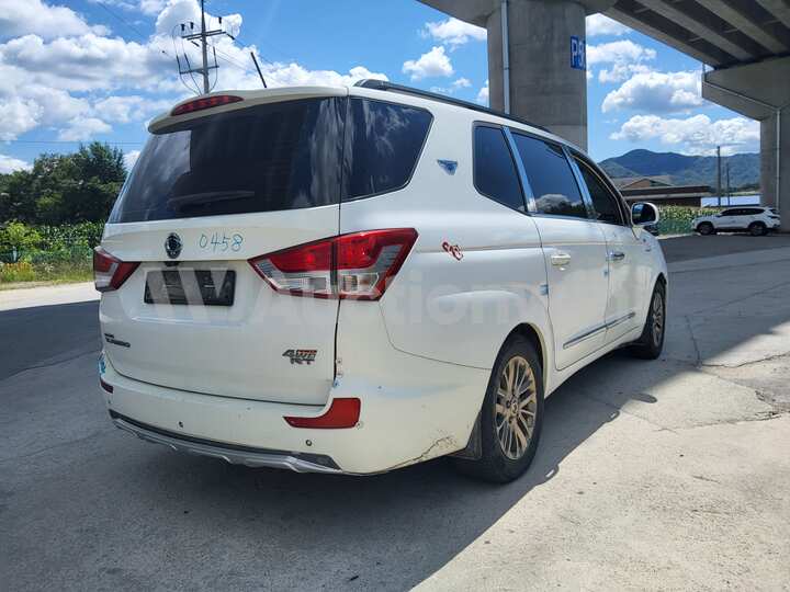 KGM (Ssangyong) Korando Turismo 2014 — 5