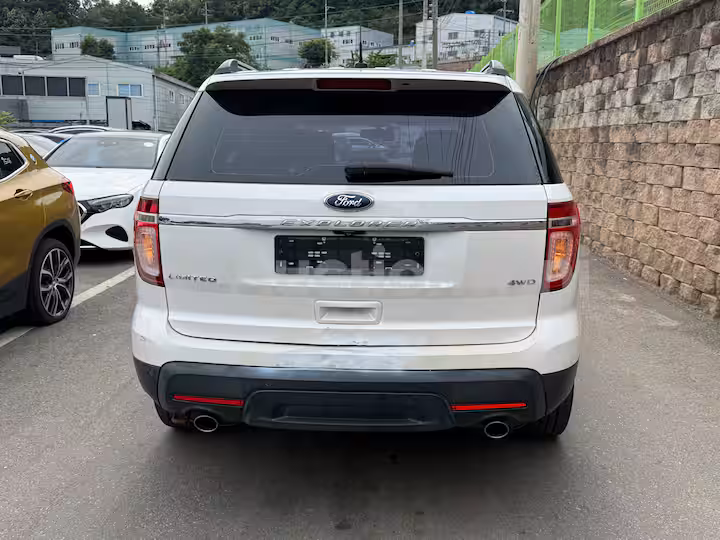 Ford Explorer 2013 — 5