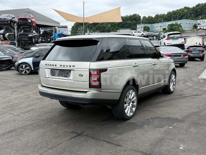 Land Rover Range Rover 4th Gen 2014 — 4
