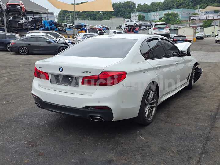 BMW 5 Series G30 2017 — 4