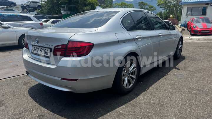 BMW 5 Series 2012 — 5